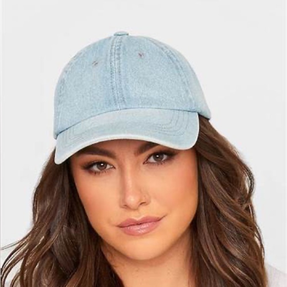 🆕 Boutique Light Blue Denim Wash “Yeah Right” Cap